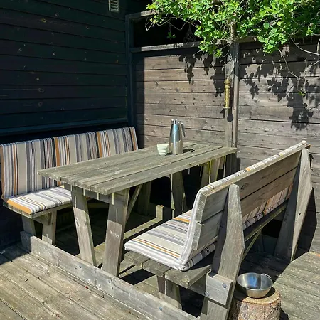 Hébergement de vacances Architect-designed By *